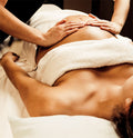 Masaje prenatal en Massage Lab Dénia — bienestar durante el embarazo